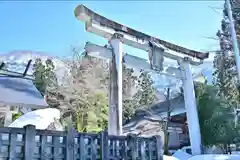 八海山尊神社の鳥居