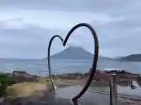 龍宮神社の{uncategorized: "未分類", other: "その他", undefined: "問題あり", building: "その他建物", grave: "お墓", sacred_gate: "鳥居", guardian: "狛犬", statue: "像", buddha: "仏像", history: "歴史", nature: "自然", garden: "庭園", animal: "動物", pagoda: "塔", temizu: "手水舎", mountain_gate: "山門・神門", sanctuary: "本殿・本堂", subordinate: "末社・摂社", art: "芸術", scenery: "景色", jizo: "地蔵", ema: "絵馬", goshuin: "御朱印", omikuji: "おみくじ", items: "授与品その他", amulet: "お守り", goshuincho: "御朱印帳", eats: "食事", festival: "お祭り", votive_dance: "神楽", shichigosan: "七五三参", wedding: "結婚式", experience: "体験その他", initially: "初詣", around: "周辺", anti_infection: "感染症対策"}