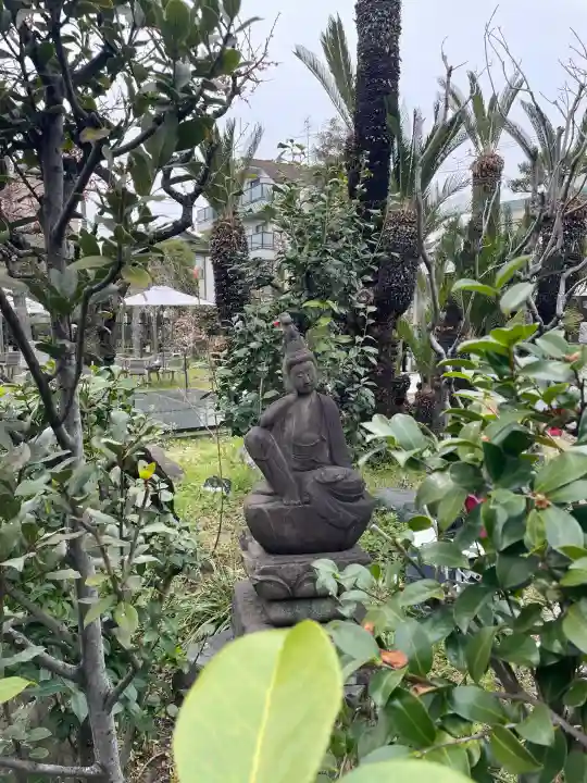 安国院の{uncategorized: "未分類", other: "その他", undefined: "問題あり", building: "その他建物", grave: "お墓", sacred_gate: "鳥居", guardian: "狛犬", statue: "像", buddha: "仏像", history: "歴史", nature: "自然", garden: "庭園", animal: "動物", pagoda: "塔", temizu: "手水舎", mountain_gate: "山門・神門", sanctuary: "本殿・本堂", subordinate: "末社・摂社", art: "芸術", scenery: "景色", jizo: "地蔵", ema: "絵馬", goshuin: "御朱印", omikuji: "おみくじ", items: "授与品その他", amulet: "お守り", goshuincho: "御朱印帳", eats: "食事", festival: "お祭り", votive_dance: "神楽", shichigosan: "七五三参", wedding: "結婚式", experience: "体験その他", initially: "初詣", around: "周辺", anti_infection: "感染症対策"}
