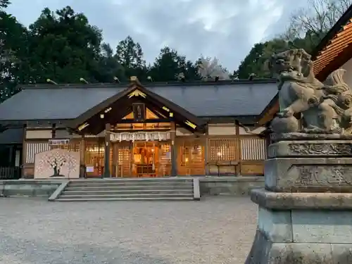 足羽神社の本殿・本堂