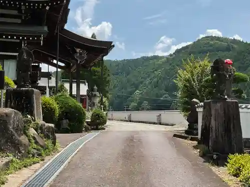 洞雲寺の庭園