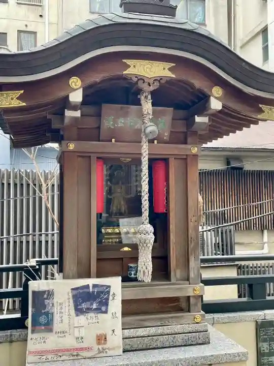 大観音寺の{uncategorized: "未分類", other: "その他", undefined: "問題あり", building: "その他建物", grave: "お墓", sacred_gate: "鳥居", guardian: "狛犬", statue: "像", buddha: "仏像", history: "歴史", nature: "自然", garden: "庭園", animal: "動物", pagoda: "塔", temizu: "手水舎", mountain_gate: "山門・神門", sanctuary: "本殿・本堂", subordinate: "末社・摂社", art: "芸術", scenery: "景色", jizo: "地蔵", ema: "絵馬", goshuin: "御朱印", omikuji: "おみくじ", items: "授与品その他", amulet: "お守り", goshuincho: "御朱印帳", eats: "食事", festival: "お祭り", votive_dance: "神楽", shichigosan: "七五三参", wedding: "結婚式", experience: "体験その他", initially: "初詣", around: "周辺", anti_infection: "感染症対策"}