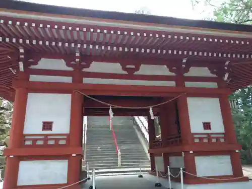 吉備津神社の山門・神門