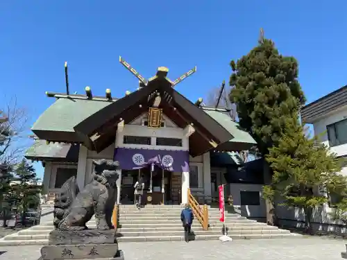 烈々布神社の{uncategorized: "未分類", other: "その他", undefined: "問題あり", building: "その他建物", grave: "お墓", sacred_gate: "鳥居", guardian: "狛犬", statue: "像", buddha: "仏像", history: "歴史", nature: "自然", garden: "庭園", animal: "動物", pagoda: "塔", temizu: "手水舎", mountain_gate: "山門・神門", sanctuary: "本殿・本堂", subordinate: "末社・摂社", art: "芸術", scenery: "景色", jizo: "地蔵", ema: "絵馬", goshuin: "御朱印", omikuji: "おみくじ", items: "授与品その他", amulet: "お守り", goshuincho: "御朱印帳", eats: "食事", festival: "お祭り", votive_dance: "神楽", shichigosan: "七五三参", wedding: "結婚式", experience: "体験その他", initially: "初詣", around: "周辺", anti_infection: "感染症対策"}