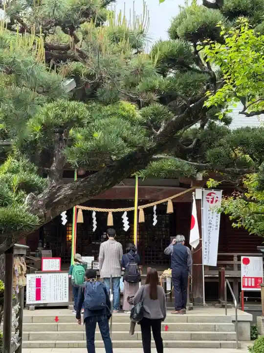 鳩森八幡神社の{uncategorized: "未分類", other: "その他", undefined: "問題あり", building: "その他建物", grave: "お墓", sacred_gate: "鳥居", guardian: "狛犬", statue: "像", buddha: "仏像", history: "歴史", nature: "自然", garden: "庭園", animal: "動物", pagoda: "塔", temizu: "手水舎", mountain_gate: "山門・神門", sanctuary: "本殿・本堂", subordinate: "末社・摂社", art: "芸術", scenery: "景色", jizo: "地蔵", ema: "絵馬", goshuin: "御朱印", omikuji: "おみくじ", items: "授与品その他", amulet: "お守り", goshuincho: "御朱印帳", eats: "食事", festival: "お祭り", votive_dance: "神楽", shichigosan: "七五三参", wedding: "結婚式", experience: "体験その他", initially: "初詣", around: "周辺", anti_infection: "感染症対策"}