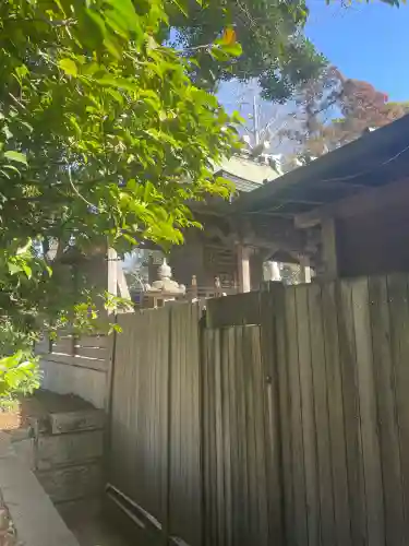 検見川神社の{uncategorized: "未分類", other: "その他", undefined: "問題あり", building: "その他建物", grave: "お墓", sacred_gate: "鳥居", guardian: "狛犬", statue: "像", buddha: "仏像", history: "歴史", nature: "自然", garden: "庭園", animal: "動物", pagoda: "塔", temizu: "手水舎", mountain_gate: "山門・神門", sanctuary: "本殿・本堂", subordinate: "末社・摂社", art: "芸術", scenery: "景色", jizo: "地蔵", ema: "絵馬", goshuin: "御朱印", omikuji: "おみくじ", items: "授与品その他", amulet: "お守り", goshuincho: "御朱印帳", eats: "食事", festival: "お祭り", votive_dance: "神楽", shichigosan: "七五三参", wedding: "結婚式", experience: "体験その他", initially: "初詣", around: "周辺", anti_infection: "感染症対策"}