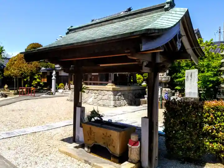 龍江寺の手水舎