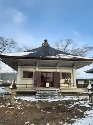 松岩寺の本殿・本堂