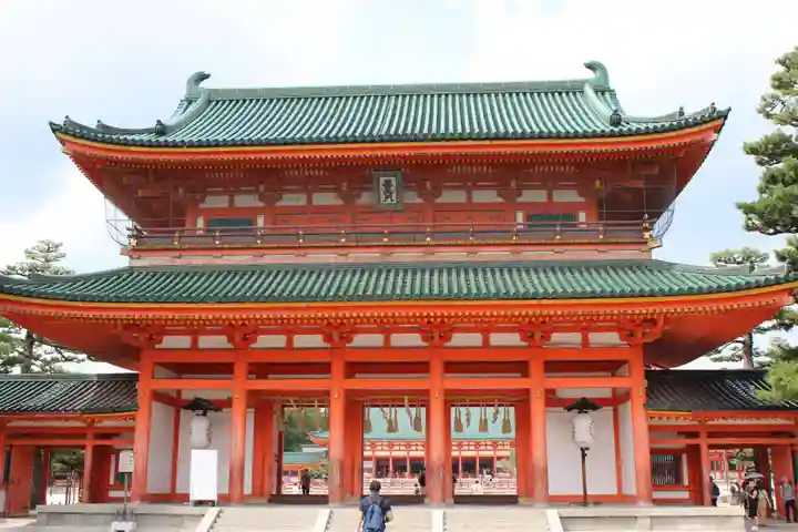 平安神宮の山門・神門