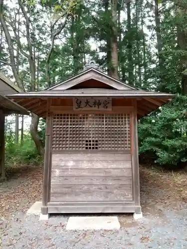 亀岡八幡宮の末社・摂社