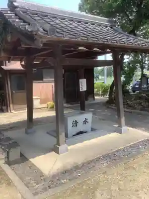 白山神社(松河戸町)の手水舎