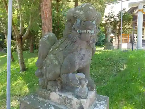 由仁神社の狛犬