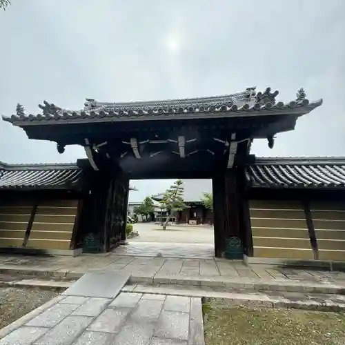 桑名別院本統寺(三重県)
