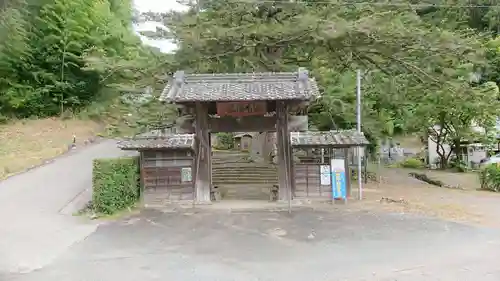 帰一寺の山門・神門
