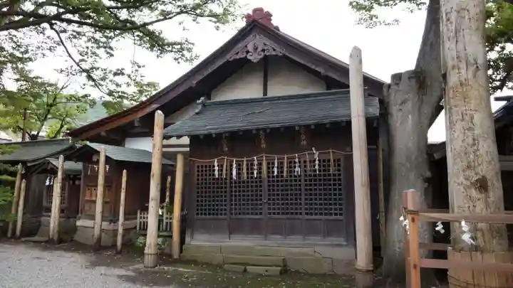 八剣神社の末社・摂社