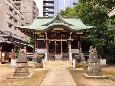 綾瀬稲荷神社の本殿・本堂
