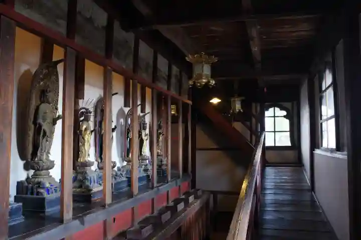曹源寺の{uncategorized: "未分類", other: "その他", undefined: "問題あり", building: "その他建物", grave: "お墓", sacred_gate: "鳥居", guardian: "狛犬", statue: "像", buddha: "仏像", history: "歴史", nature: "自然", garden: "庭園", animal: "動物", pagoda: "塔", temizu: "手水舎", mountain_gate: "山門・神門", sanctuary: "本殿・本堂", subordinate: "末社・摂社", art: "芸術", scenery: "景色", jizo: "地蔵", ema: "絵馬", goshuin: "御朱印", omikuji: "おみくじ", items: "授与品その他", amulet: "お守り", goshuincho: "御朱印帳", eats: "食事", festival: "お祭り", votive_dance: "神楽", shichigosan: "七五三参", wedding: "結婚式", experience: "体験その他", initially: "初詣", around: "周辺", anti_infection: "感染症対策"}