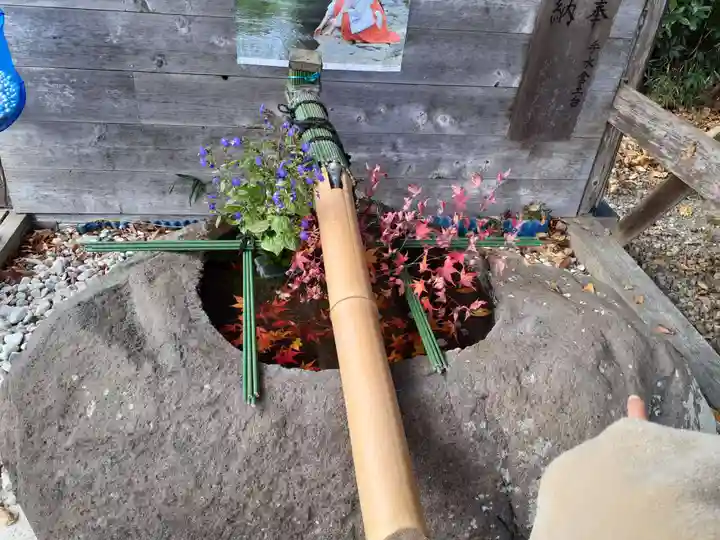 羽生天神社の手水舎