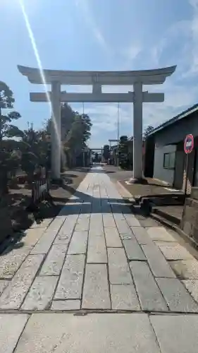 健田須賀神社の{uncategorized: "未分類", other: "その他", undefined: "問題あり", building: "その他建物", grave: "お墓", sacred_gate: "鳥居", guardian: "狛犬", statue: "像", buddha: "仏像", history: "歴史", nature: "自然", garden: "庭園", animal: "動物", pagoda: "塔", temizu: "手水舎", mountain_gate: "山門・神門", sanctuary: "本殿・本堂", subordinate: "末社・摂社", art: "芸術", scenery: "景色", jizo: "地蔵", ema: "絵馬", goshuin: "御朱印", omikuji: "おみくじ", items: "授与品その他", amulet: "お守り", goshuincho: "御朱印帳", eats: "食事", festival: "お祭り", votive_dance: "神楽", shichigosan: "七五三参", wedding: "結婚式", experience: "体験その他", initially: "初詣", around: "周辺", anti_infection: "感染症対策"}