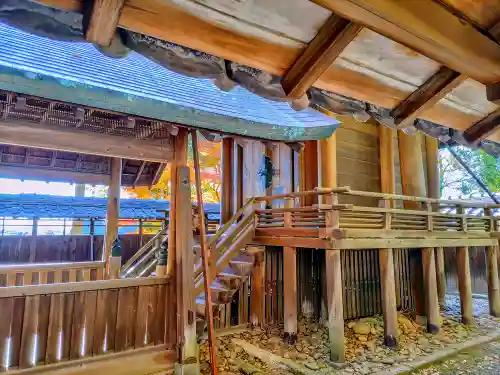 鞆江神社（明地）の本殿・本堂