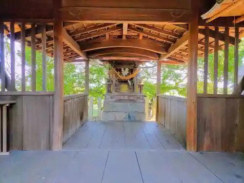 十二所社（野崎）の本殿・本堂