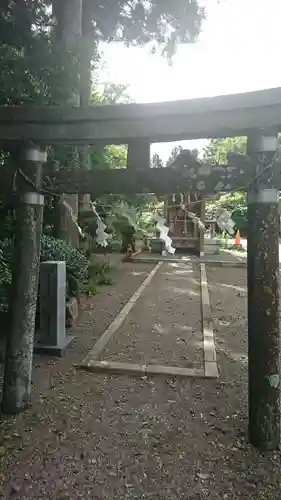 亀岡八幡宮の鳥居