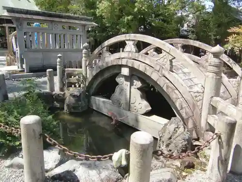 若宮神明社の庭園