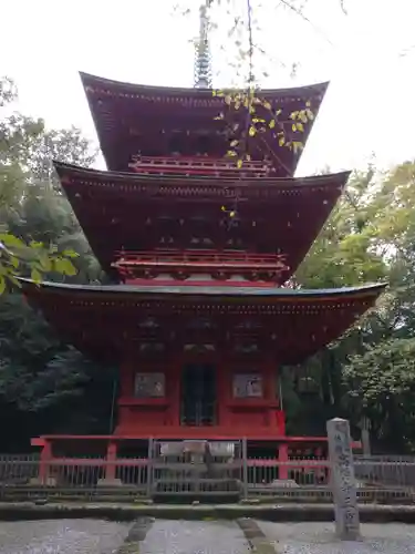 岩舟山高勝寺の塔