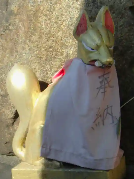 折上稲荷神社の狛犬