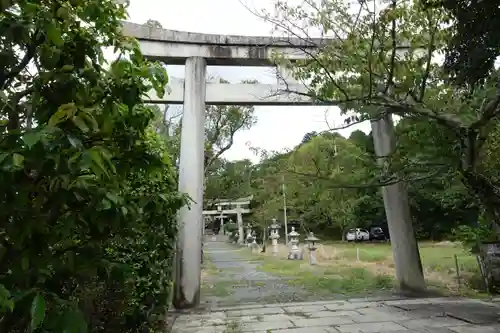 三宅八幡宮の鳥居