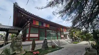 善養寺（善養密寺）の{uncategorized: "未分類", other: "その他", undefined: "問題あり", building: "その他建物", grave: "お墓", sacred_gate: "鳥居", guardian: "狛犬", statue: "像", buddha: "仏像", history: "歴史", nature: "自然", garden: "庭園", animal: "動物", pagoda: "塔", temizu: "手水舎", mountain_gate: "山門・神門", sanctuary: "本殿・本堂", subordinate: "末社・摂社", art: "芸術", scenery: "景色", jizo: "地蔵", ema: "絵馬", goshuin: "御朱印", omikuji: "おみくじ", items: "授与品その他", amulet: "お守り", goshuincho: "御朱印帳", eats: "食事", festival: "お祭り", votive_dance: "神楽", shichigosan: "七五三参", wedding: "結婚式", experience: "体験その他", initially: "初詣", around: "周辺", anti_infection: "感染症対策"}