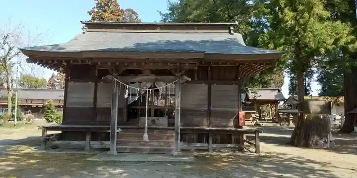 甲神社の本殿・本堂