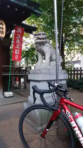 三河稲荷神社の狛犬