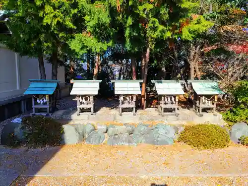 神明社（岩崎神明社）の末社・摂社