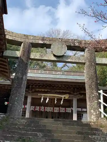 西山神社の鳥居