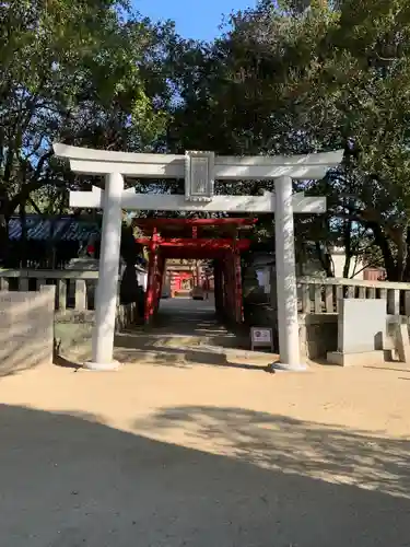 白鳥神社の鳥居