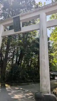 雄山神社前立社壇の{uncategorized: "未分類", other: "その他", undefined: "問題あり", building: "その他建物", grave: "お墓", sacred_gate: "鳥居", guardian: "狛犬", statue: "像", buddha: "仏像", history: "歴史", nature: "自然", garden: "庭園", animal: "動物", pagoda: "塔", temizu: "手水舎", mountain_gate: "山門・神門", sanctuary: "本殿・本堂", subordinate: "末社・摂社", art: "芸術", scenery: "景色", jizo: "地蔵", ema: "絵馬", goshuin: "御朱印", omikuji: "おみくじ", items: "授与品その他", amulet: "お守り", goshuincho: "御朱印帳", eats: "食事", festival: "お祭り", votive_dance: "神楽", shichigosan: "七五三参", wedding: "結婚式", experience: "体験その他", initially: "初詣", around: "周辺", anti_infection: "感染症対策"}