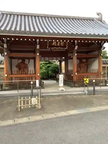 薬師寺（北外山）の山門・神門