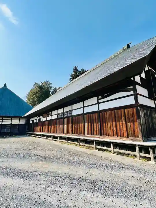 医王寺の{uncategorized: "未分類", other: "その他", undefined: "問題あり", building: "その他建物", grave: "お墓", sacred_gate: "鳥居", guardian: "狛犬", statue: "像", buddha: "仏像", history: "歴史", nature: "自然", garden: "庭園", animal: "動物", pagoda: "塔", temizu: "手水舎", mountain_gate: "山門・神門", sanctuary: "本殿・本堂", subordinate: "末社・摂社", art: "芸術", scenery: "景色", jizo: "地蔵", ema: "絵馬", goshuin: "御朱印", omikuji: "おみくじ", items: "授与品その他", amulet: "お守り", goshuincho: "御朱印帳", eats: "食事", festival: "お祭り", votive_dance: "神楽", shichigosan: "七五三参", wedding: "結婚式", experience: "体験その他", initially: "初詣", around: "周辺", anti_infection: "感染症対策"}