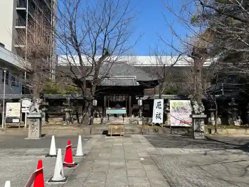 名古屋東照宮の{uncategorized: "未分類", other: "その他", undefined: "問題あり", building: "その他建物", grave: "お墓", sacred_gate: "鳥居", guardian: "狛犬", statue: "像", buddha: "仏像", history: "歴史", nature: "自然", garden: "庭園", animal: "動物", pagoda: "塔", temizu: "手水舎", mountain_gate: "山門・神門", sanctuary: "本殿・本堂", subordinate: "末社・摂社", art: "芸術", scenery: "景色", jizo: "地蔵", ema: "絵馬", goshuin: "御朱印", omikuji: "おみくじ", items: "授与品その他", amulet: "お守り", goshuincho: "御朱印帳", eats: "食事", festival: "お祭り", votive_dance: "神楽", shichigosan: "七五三参", wedding: "結婚式", experience: "体験その他", initially: "初詣", around: "周辺", anti_infection: "感染症対策"}