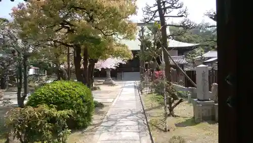 萬福寺の本殿・本堂