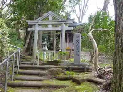 天台宗　長窪山　正覚寺の末社・摂社