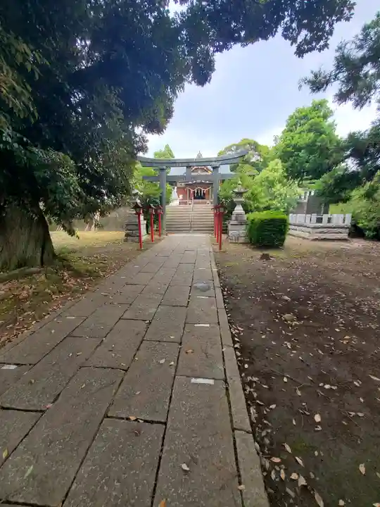 一瓶塚稲荷神社の鳥居