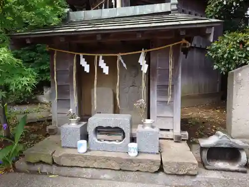 登渡神社の建物その他