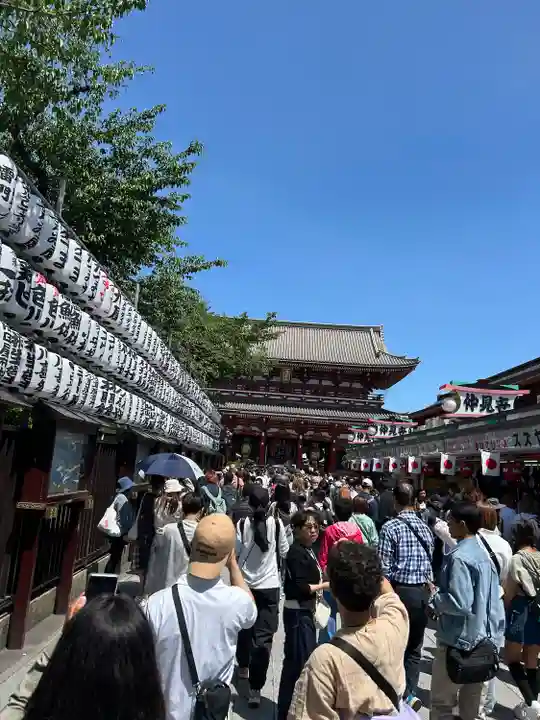浅草寺の山門・神門