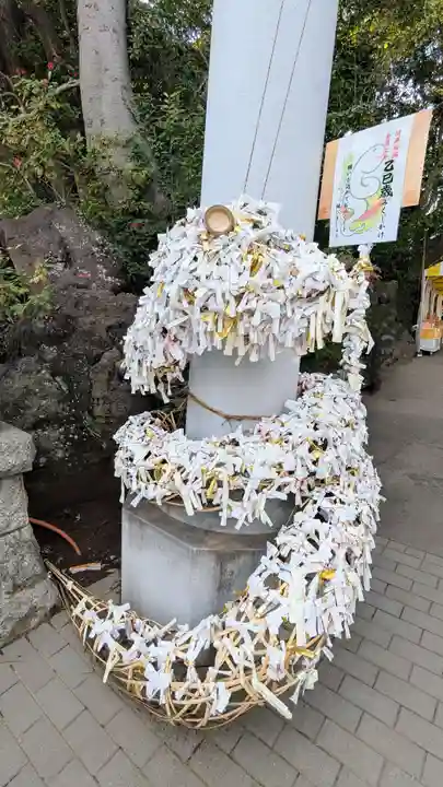 検見川神社の芸術