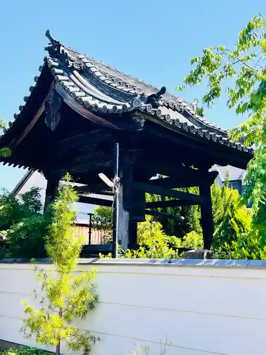 させん堂不動寺の{uncategorized: "未分類", other: "その他", undefined: "問題あり", building: "その他建物", grave: "お墓", sacred_gate: "鳥居", guardian: "狛犬", statue: "像", buddha: "仏像", history: "歴史", nature: "自然", garden: "庭園", animal: "動物", pagoda: "塔", temizu: "手水舎", mountain_gate: "山門・神門", sanctuary: "本殿・本堂", subordinate: "末社・摂社", art: "芸術", scenery: "景色", jizo: "地蔵", ema: "絵馬", goshuin: "御朱印", omikuji: "おみくじ", items: "授与品その他", amulet: "お守り", goshuincho: "御朱印帳", eats: "食事", festival: "お祭り", votive_dance: "神楽", shichigosan: "七五三参", wedding: "結婚式", experience: "体験その他", initially: "初詣", around: "周辺", anti_infection: "感染症対策"}