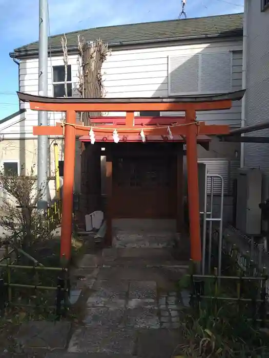 銀杏稲荷神社の鳥居