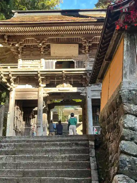 横蔵寺(岐阜県)