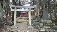 諏訪神社の鳥居